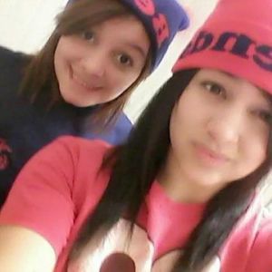 Meet your Posher, Elvia